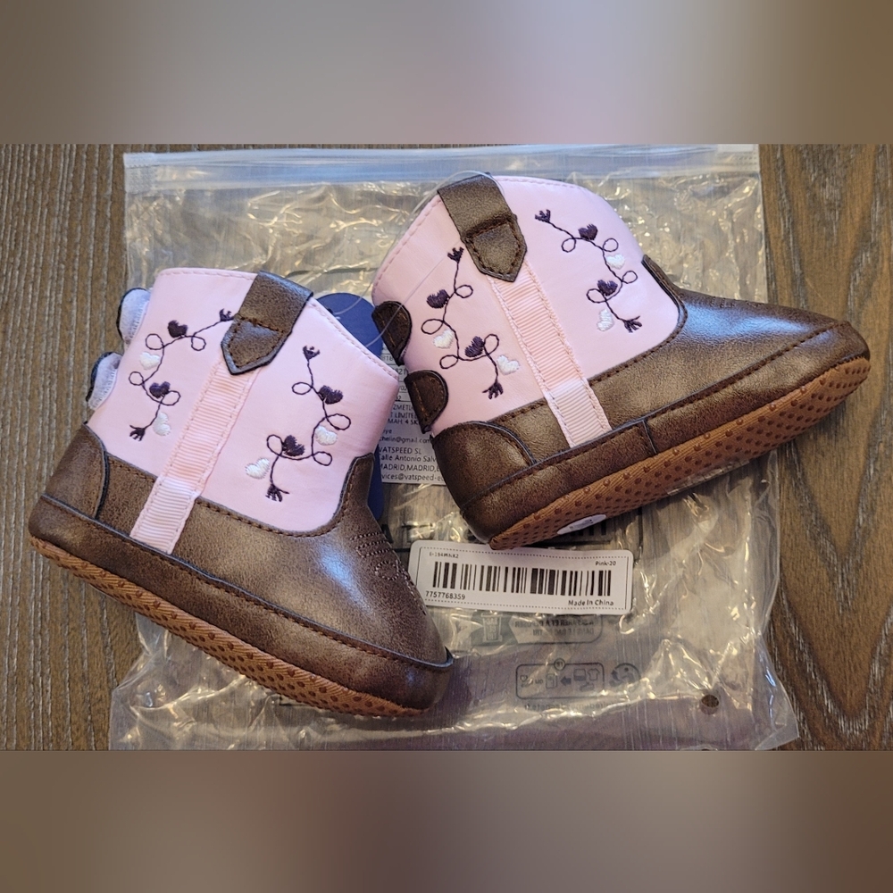 Adorable Toddler Girl Slip-on Boots